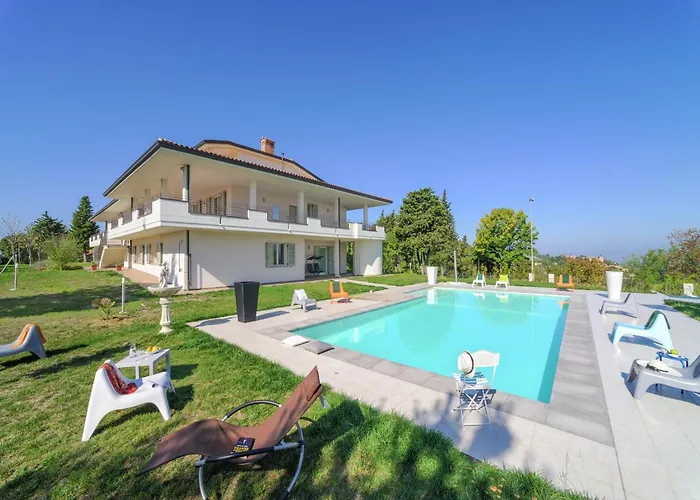 Tranquil Escape In * Tavullia