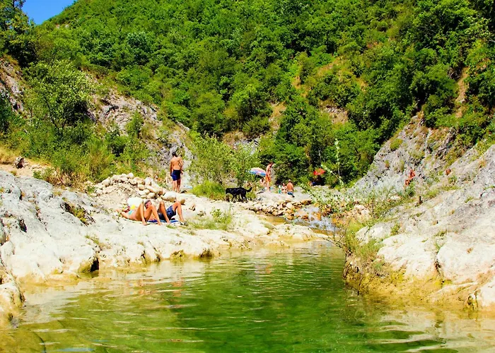 Tranquil Escape In Διαμέρισμα